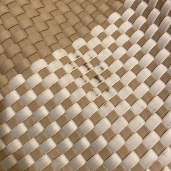 NAGHEDI Elegant Woven Tote Bag - Cream and Tan - Picture 11 of 13